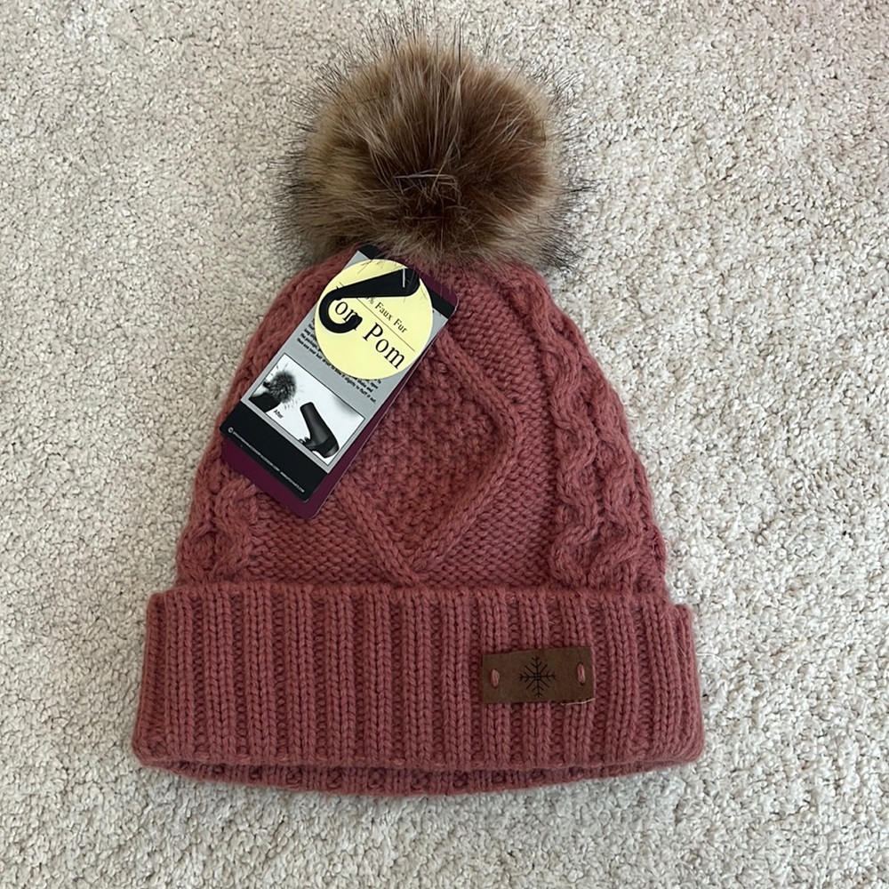 NWT Angela William faux fur pom beanie.